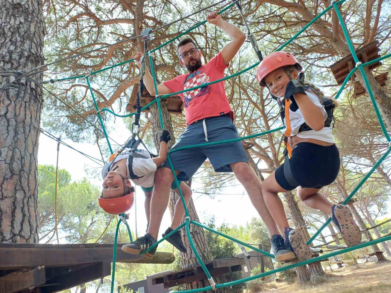NEDELSKA CENKA Dalija, Nikša i Nikola Zanjko zajedno na startu utrke (1)