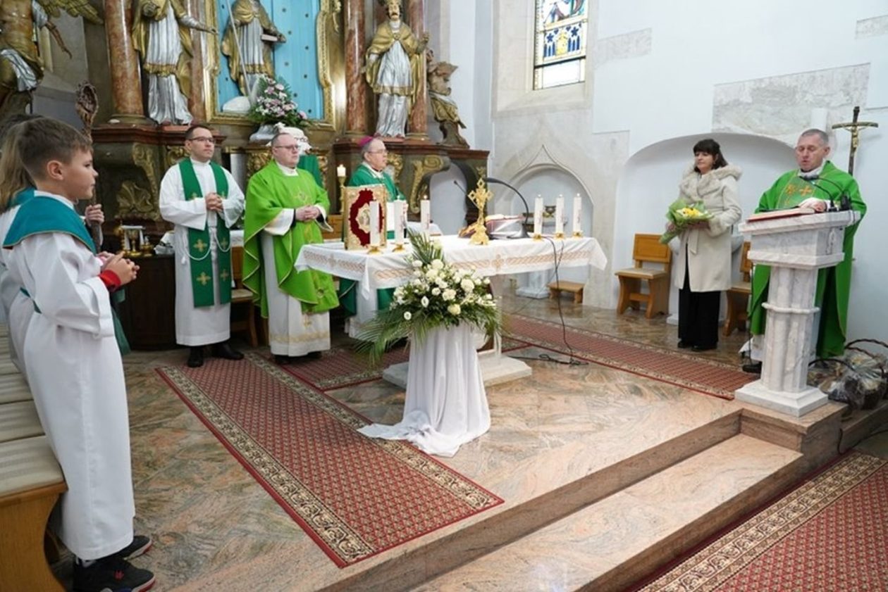 NEDJELJA BOŽJE RIJEČI Devetnaest čitača postavljeno u službu lektora u Sv. Martinu na Muri (18)