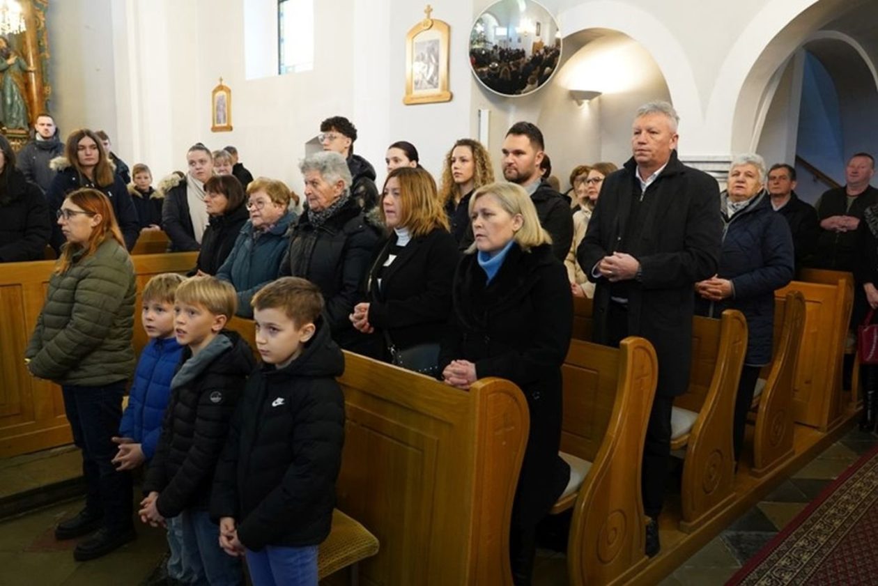 NEDJELJA BOŽJE RIJEČI Devetnaest čitača postavljeno u službu lektora u Sv. Martinu na Muri (7)