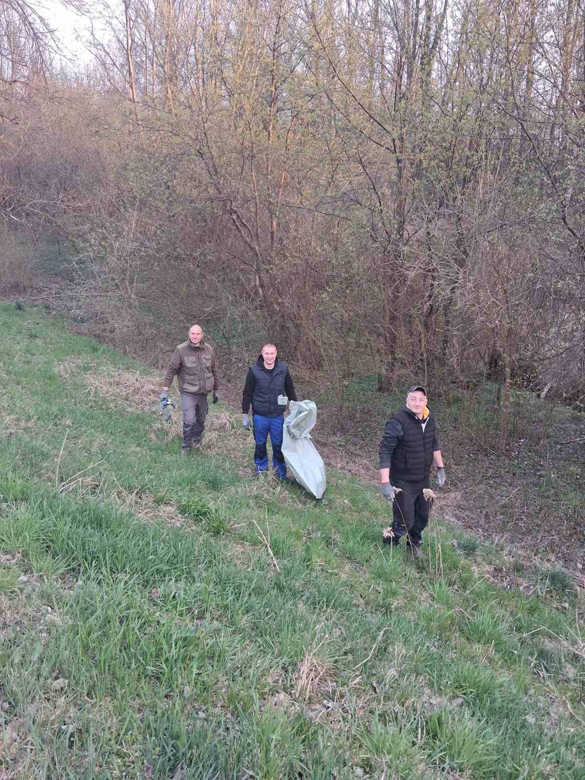 NK Dubravčan čišćenje smeće (8)