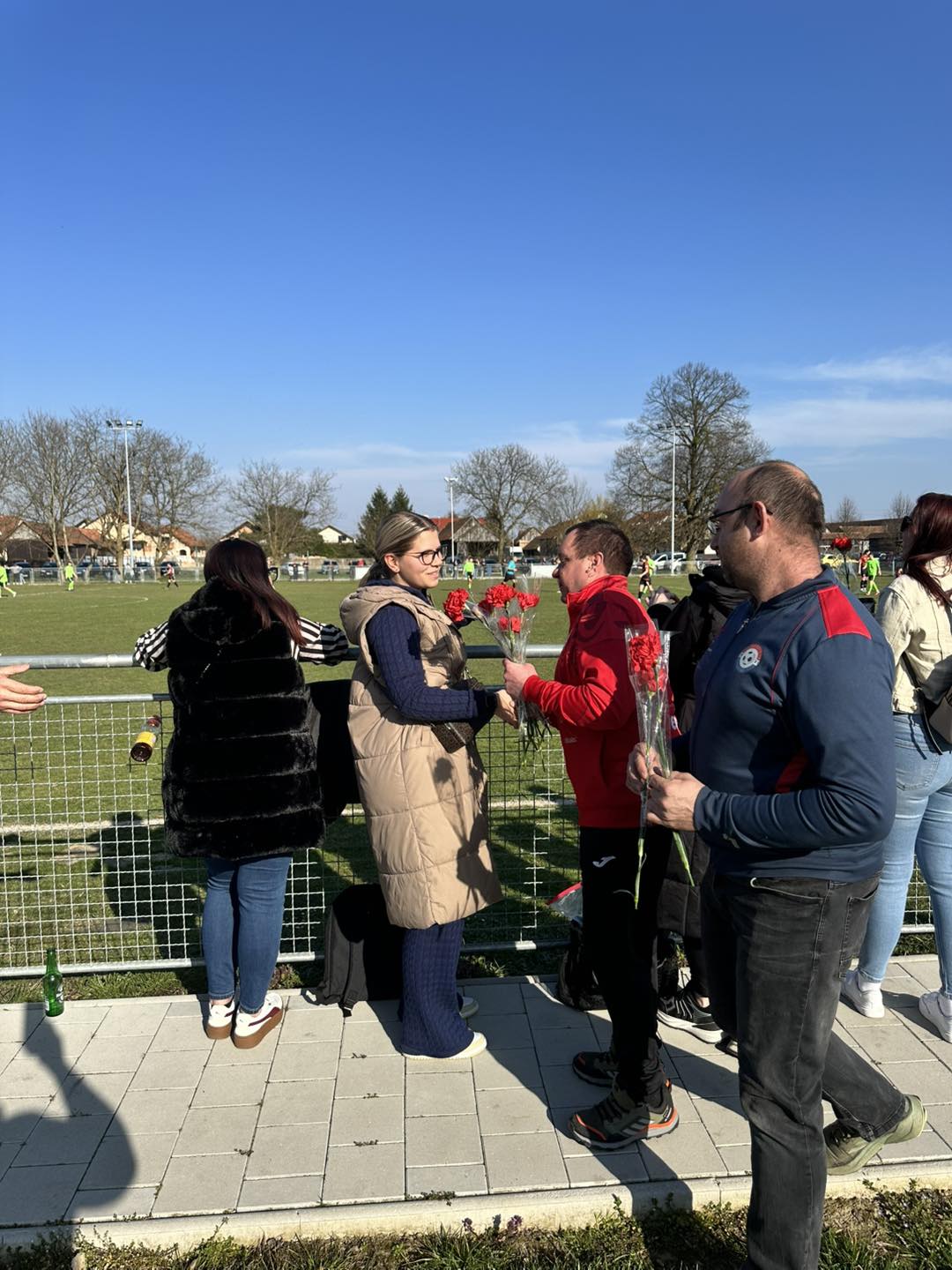 NK Otok dan žena (5)