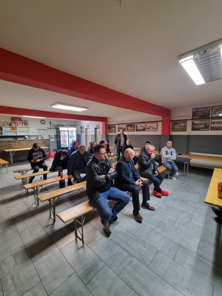 NK RADNIČKI GARDINOVEC Dominik Purić izabran za novog predsjednika kluba (9) NK RADNIČKI GARDINOVEC Dominik Purić izabran za novog predsjednika kluba (9)