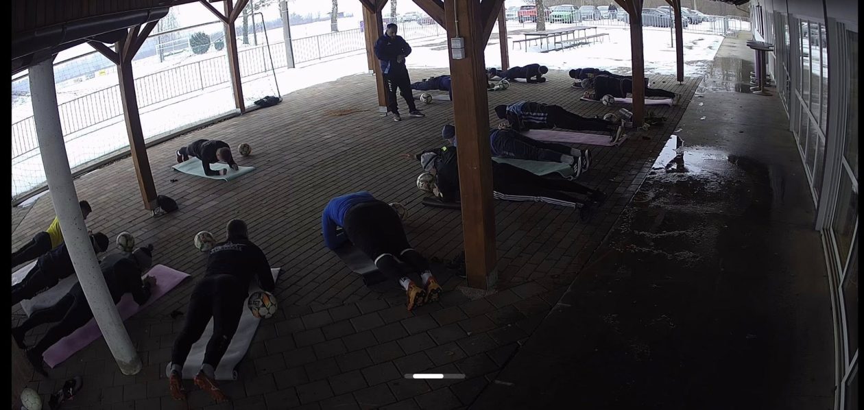 NK Sokol Vratišinec pripreme snijeg nogomet (13)