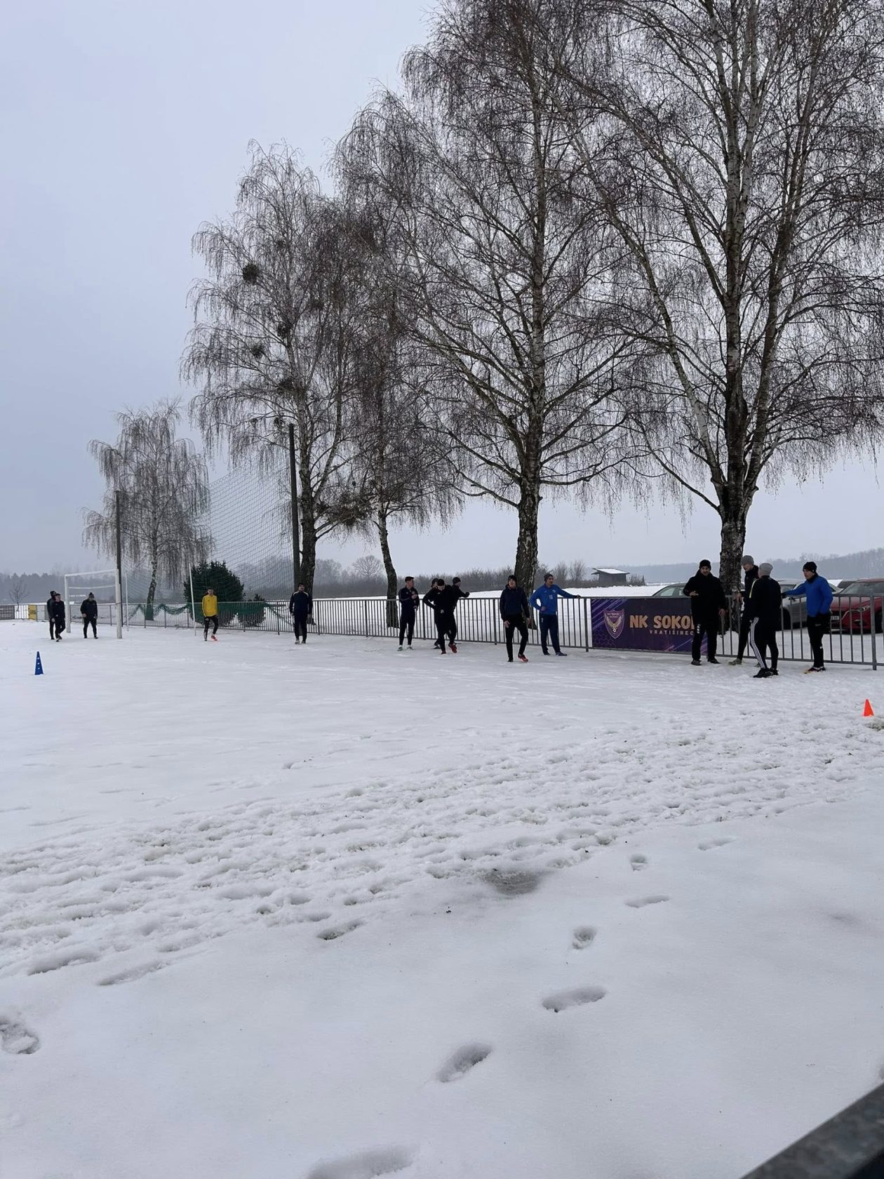 NK Sokol Vratišinec pripreme snijeg nogomet (9)