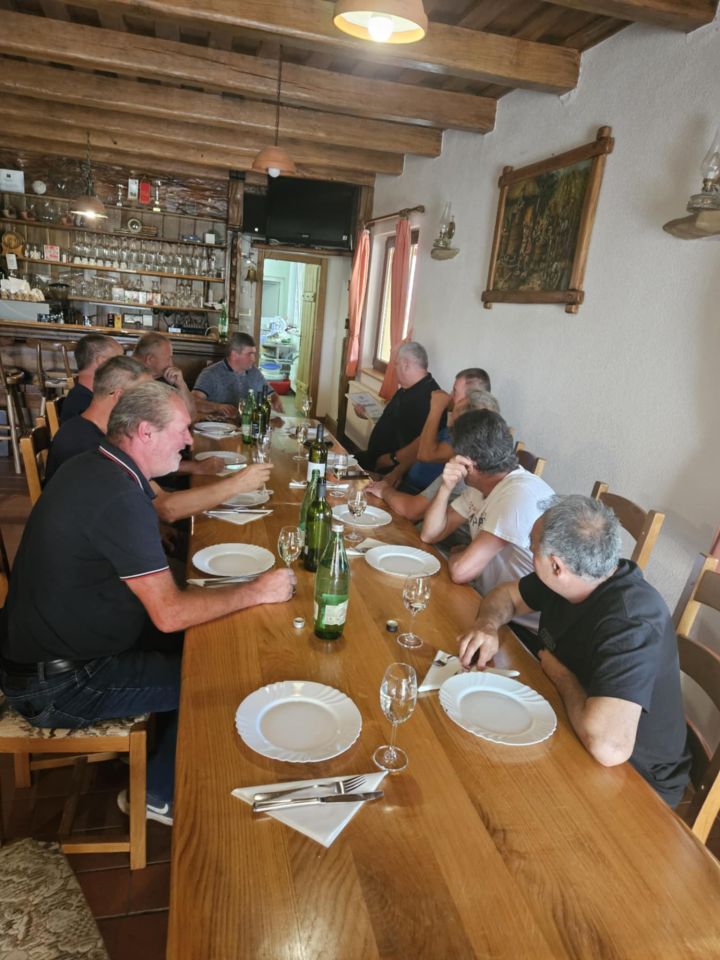 NK Zasadbreg 77 obilježio kraj uspješnog turnira (1) NK Zasadbreg 77 obilježio kraj uspješnog turnira (1)