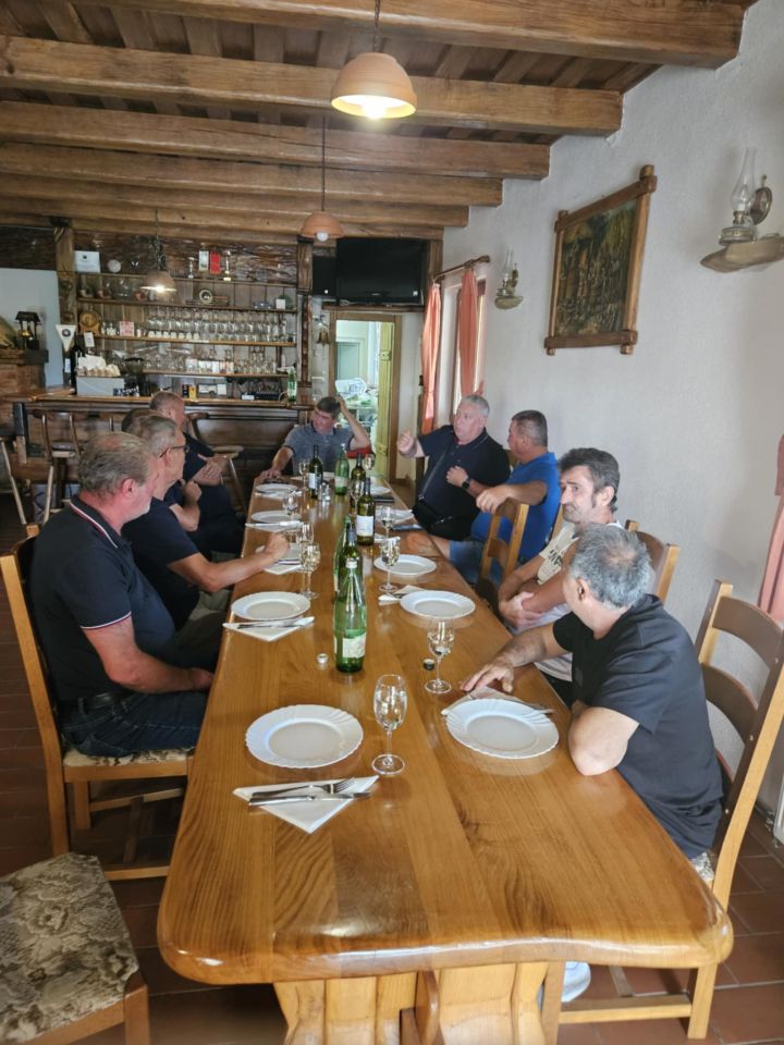 NK Zasadbreg 77 obilježio kraj uspješnog turnira (4) NK Zasadbreg 77 obilježio kraj uspješnog turnira (4)