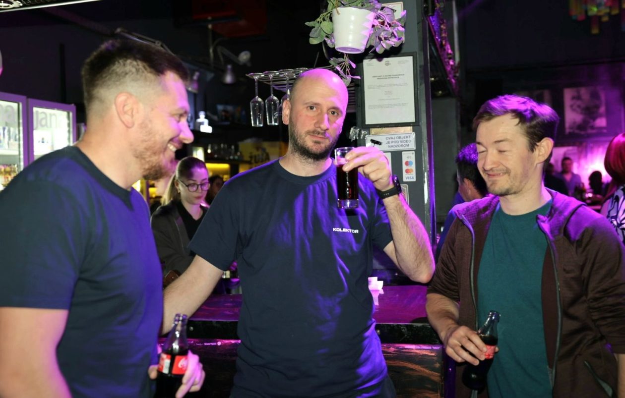 NOĆ PUNA HITOVA Privatt band držao ritam do kasno u noć (26)