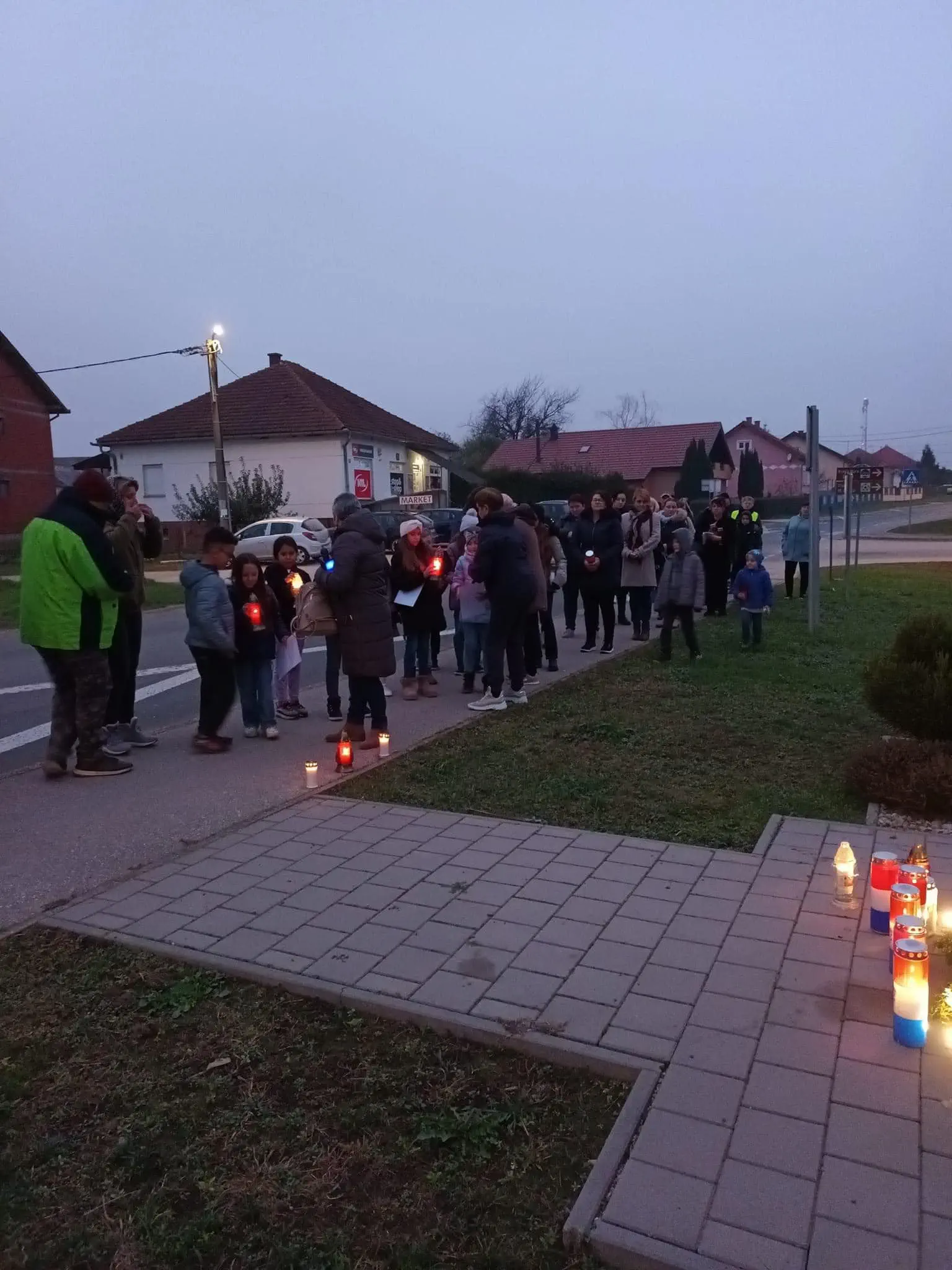 NOVAKOVEC Odana počast hrvatskom vitezu Rojku Vladimiru uz vijenac, svijeće i prigodni program (1)