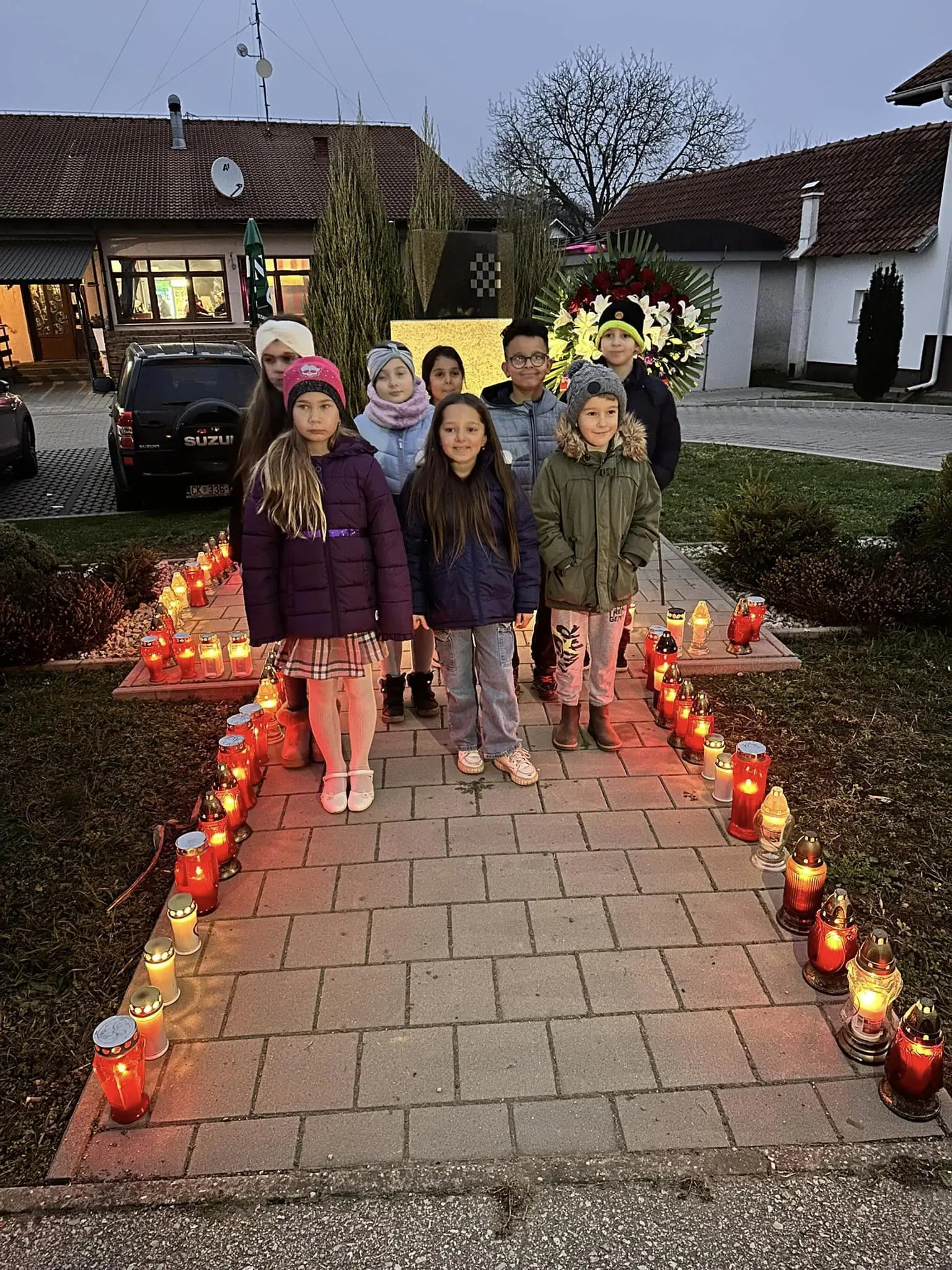 NOVAKOVEC Odana počast hrvatskom vitezu Rojku Vladimiru uz vijenac, svijeće i prigodni program (4)