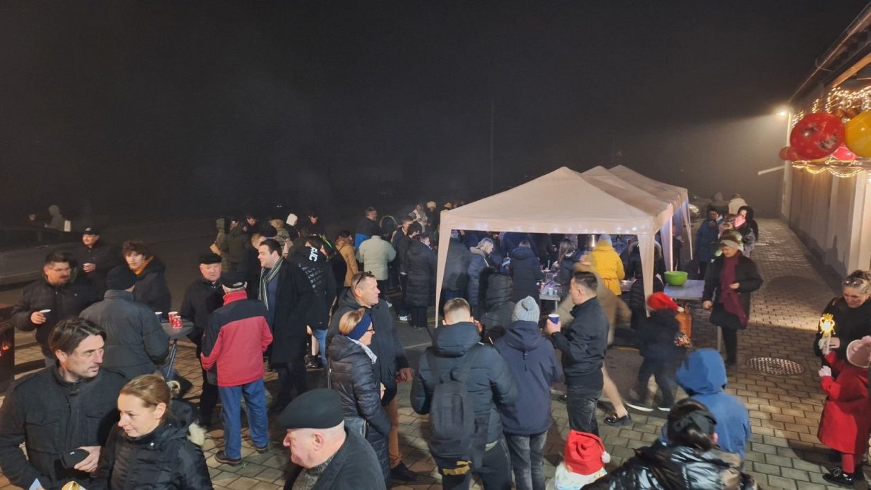 NOVO SELO ROK Adventsko druženje okupilo mještane u blagdanskom duhu (17)