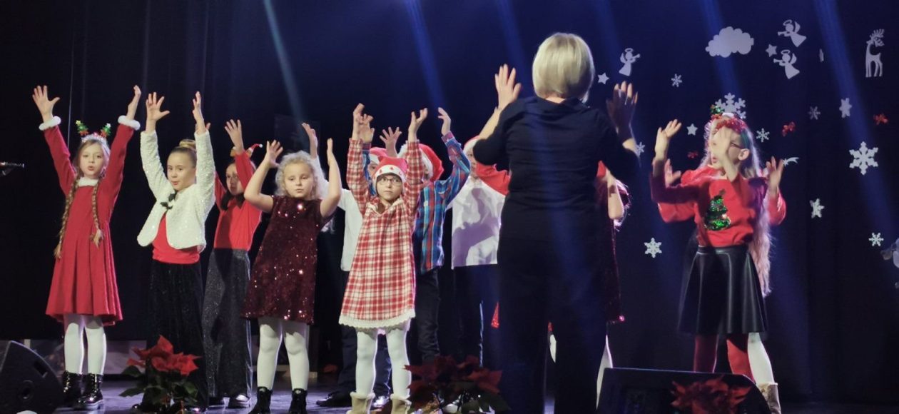 NOVO SELO ROK Adventsko druženje okupilo mještane u blagdanskom duhu (3)