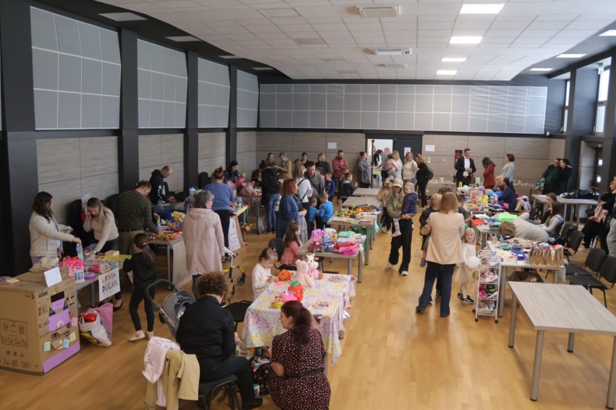 NOVO SELO ROK U znaku ekologije Stonoga organizirala inspirativan projektni dan (12) NOVO SELO ROK U znaku ekologije Stonoga organizirala inspirativan projektni dan (12)