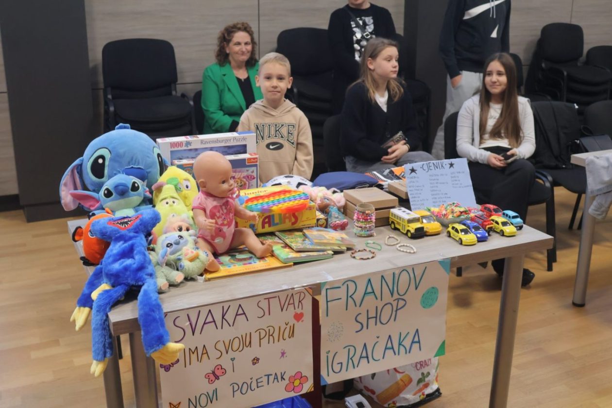NOVO SELO ROK U znaku ekologije Stonoga organizirala inspirativan projektni dan (3) NOVO SELO ROK U znaku ekologije Stonoga organizirala inspirativan projektni dan (3)