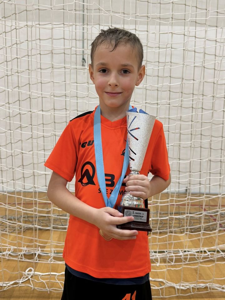 NŠ DINAMO ZELENKO BAT Čelična šestorka osvojila srebro u Ludbregu (7)