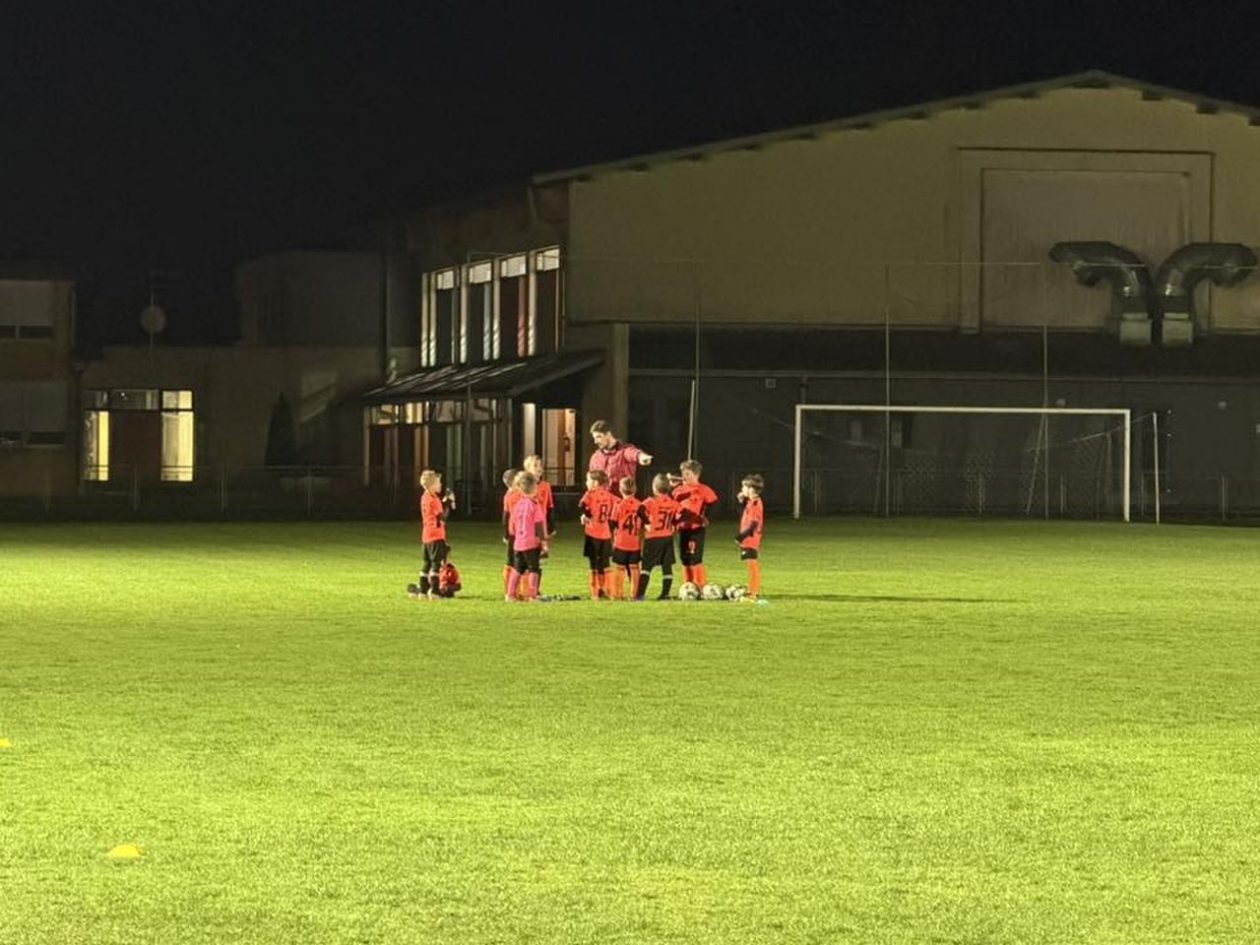 NŠ DINAMO-ZELENKO-BAT Mladi nogometaši U9 uvjerljivo slavili protiv ŠN Sveti Marko (5)