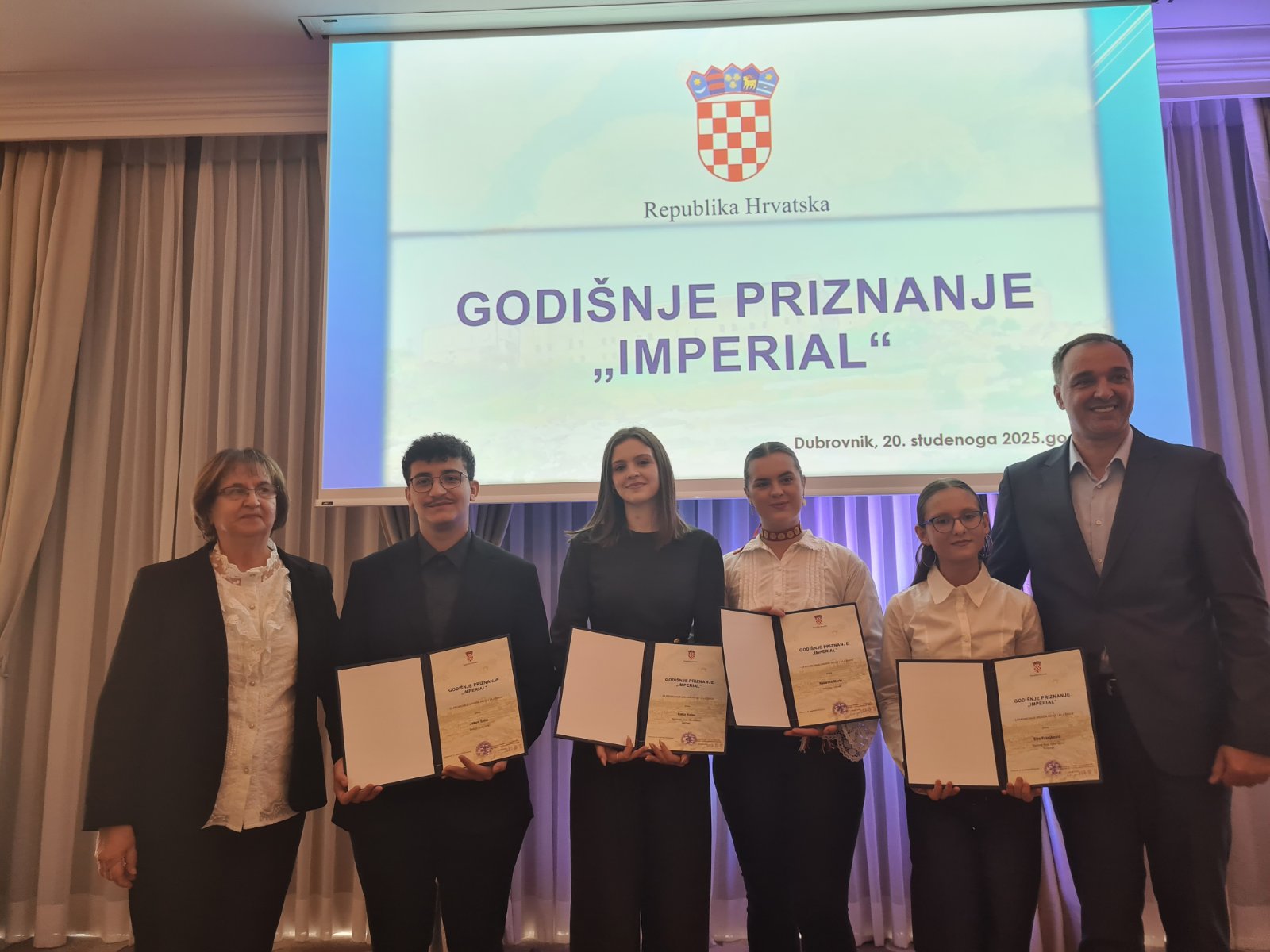 Nagrada Imperijal – gimnazija josip slavenski – udruga down (3)