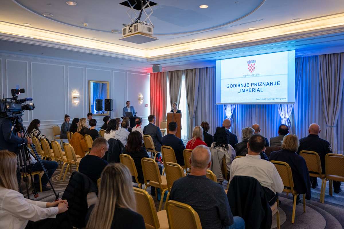 Nagrada Imperijal – gimnazija josip slavenski – udruga down (5)