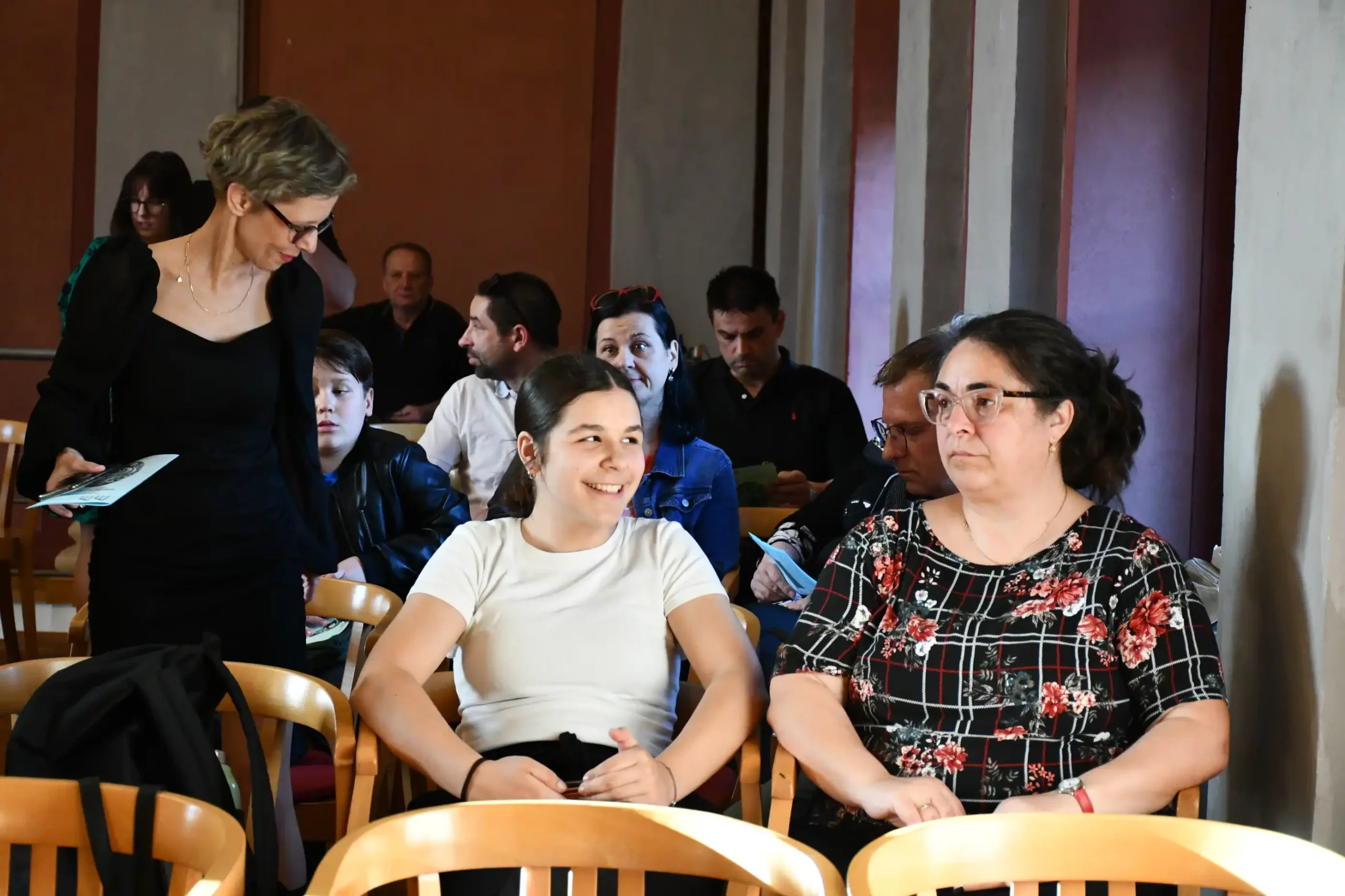 Nagrađeni učenici umjetničke škole Miroslav Magdalenić (2) Nagrađeni učenici umjetničke škole Miroslav Magdalenić (2)