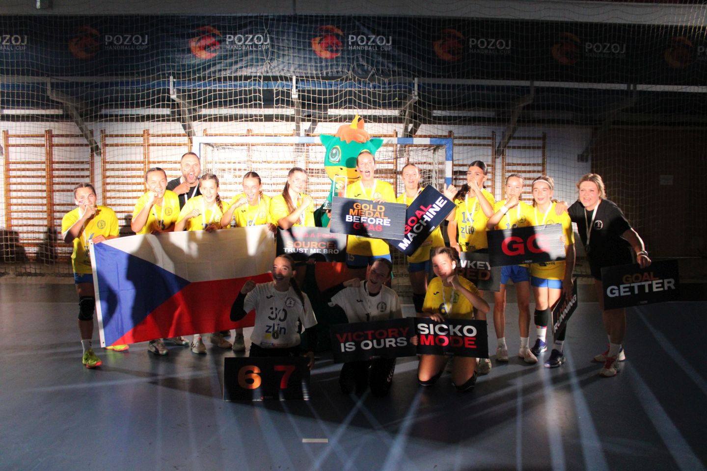 Najuspješnijim rukometašima Pozoj Handball Cupa uručene medalje 2025 (26) Najuspješnijim rukometašima Pozoj Handball Cupa uručene medalje 2025 (26)