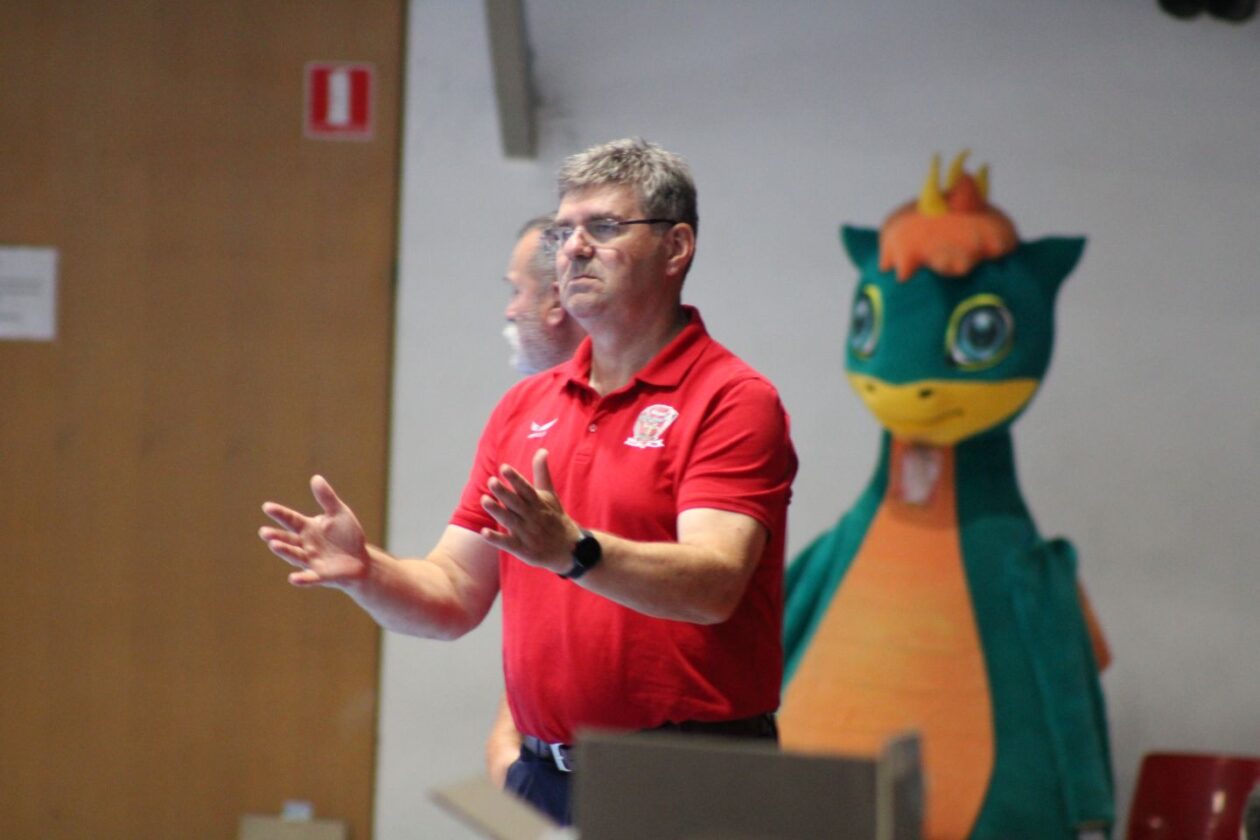 Najuspješnijim rukometašima Pozoj Handball Cupa uručene medalje 2025 (7) Najuspješnijim rukometašima Pozoj Handball Cupa uručene medalje 2025 (7)