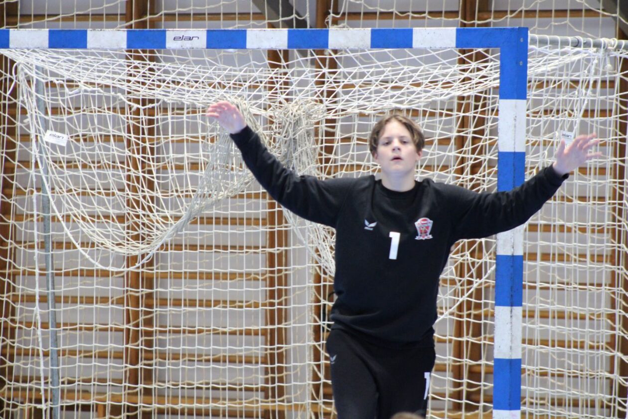 Najuspješnijim rukometašima Pozoj Handball Cupa uručene medalje 2025 (8) Najuspješnijim rukometašima Pozoj Handball Cupa uručene medalje 2025 (8)