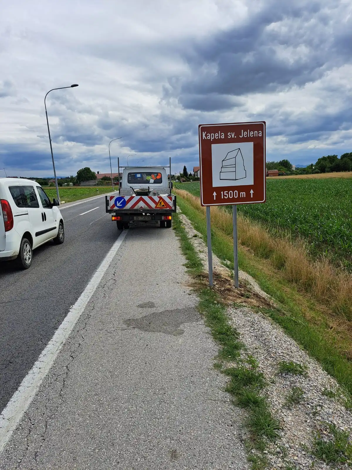 Napravljeni novi putokazi prema Kapeli sv. Jelene u Šenkovcu (2)