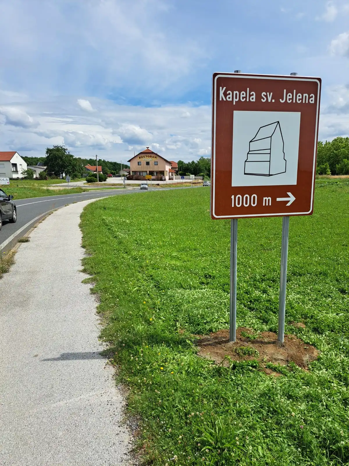 Napravljeni novi putokazi prema Kapeli sv. Jelene u Šenkovcu (9)