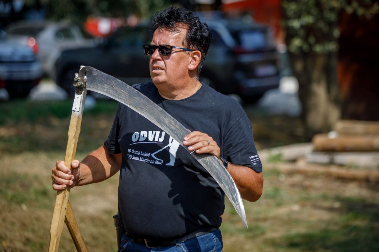 Natjecanje – košnja trave 56 Natjecanje – košnja trave 56