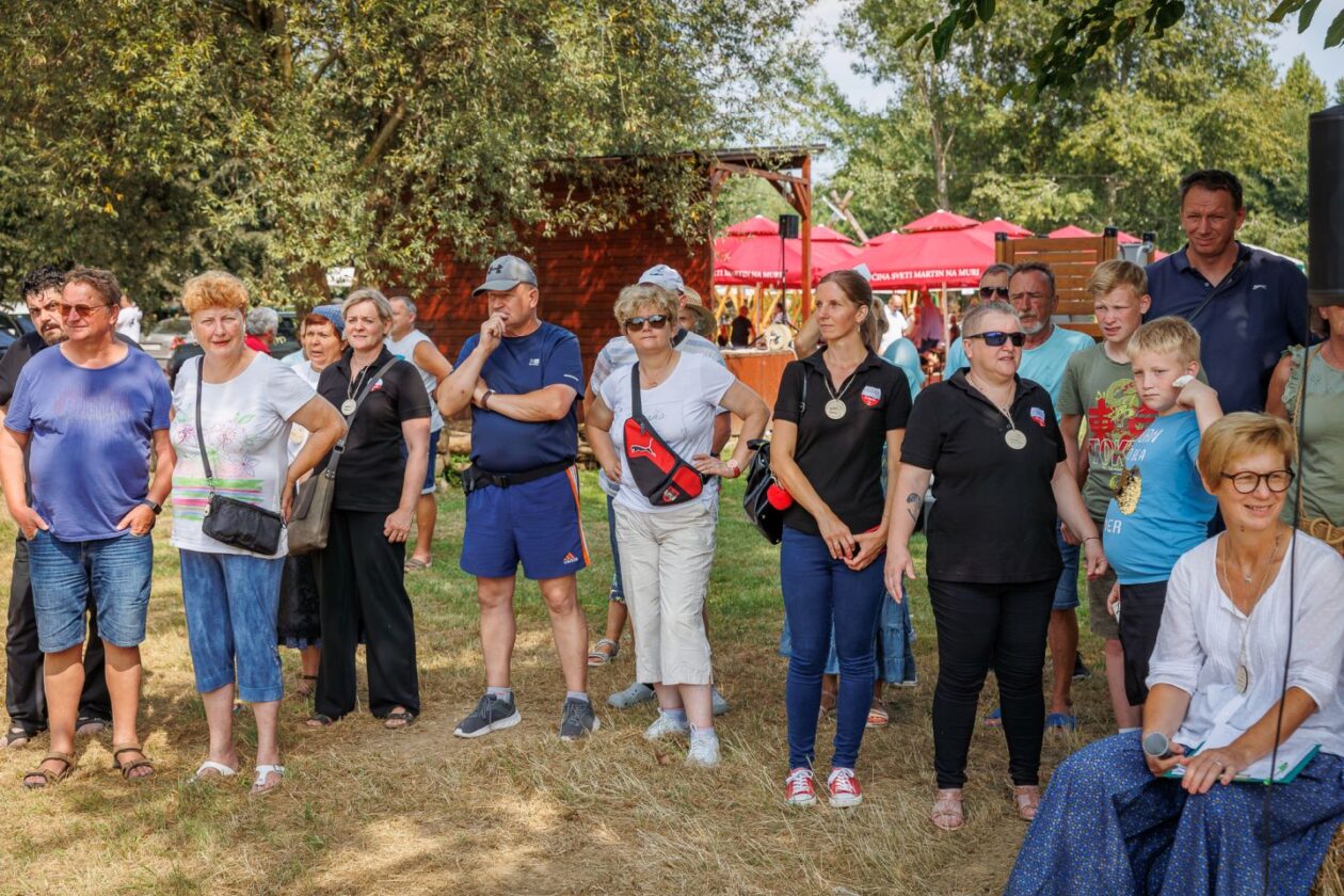 Natjecanje – košnja trave 82 Natjecanje – košnja trave 82