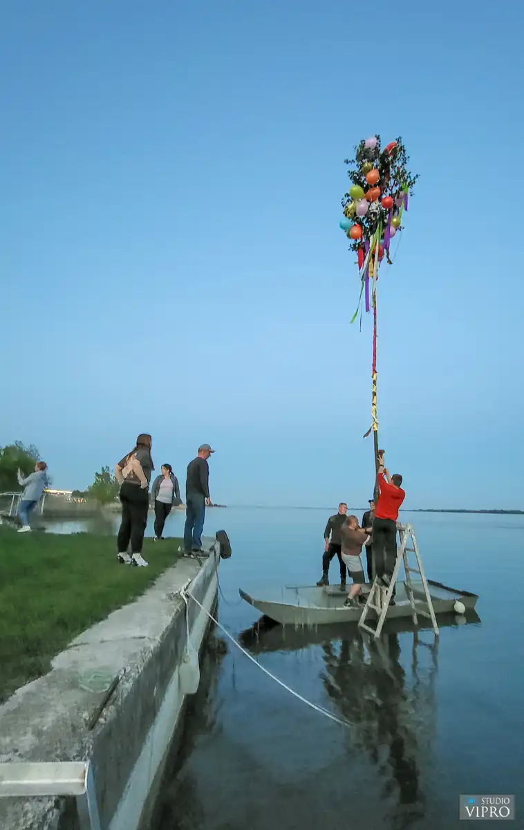 Nautički klub Labud – čišćenje okoliša (3) Nautički klub Labud – čišćenje okoliša (3)