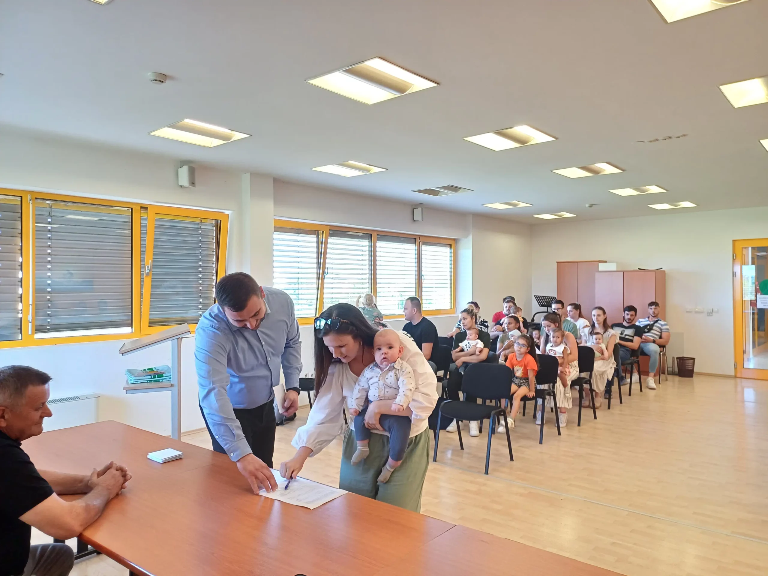 Nedelišće – bebe (6) Nedelišće – bebe (6)