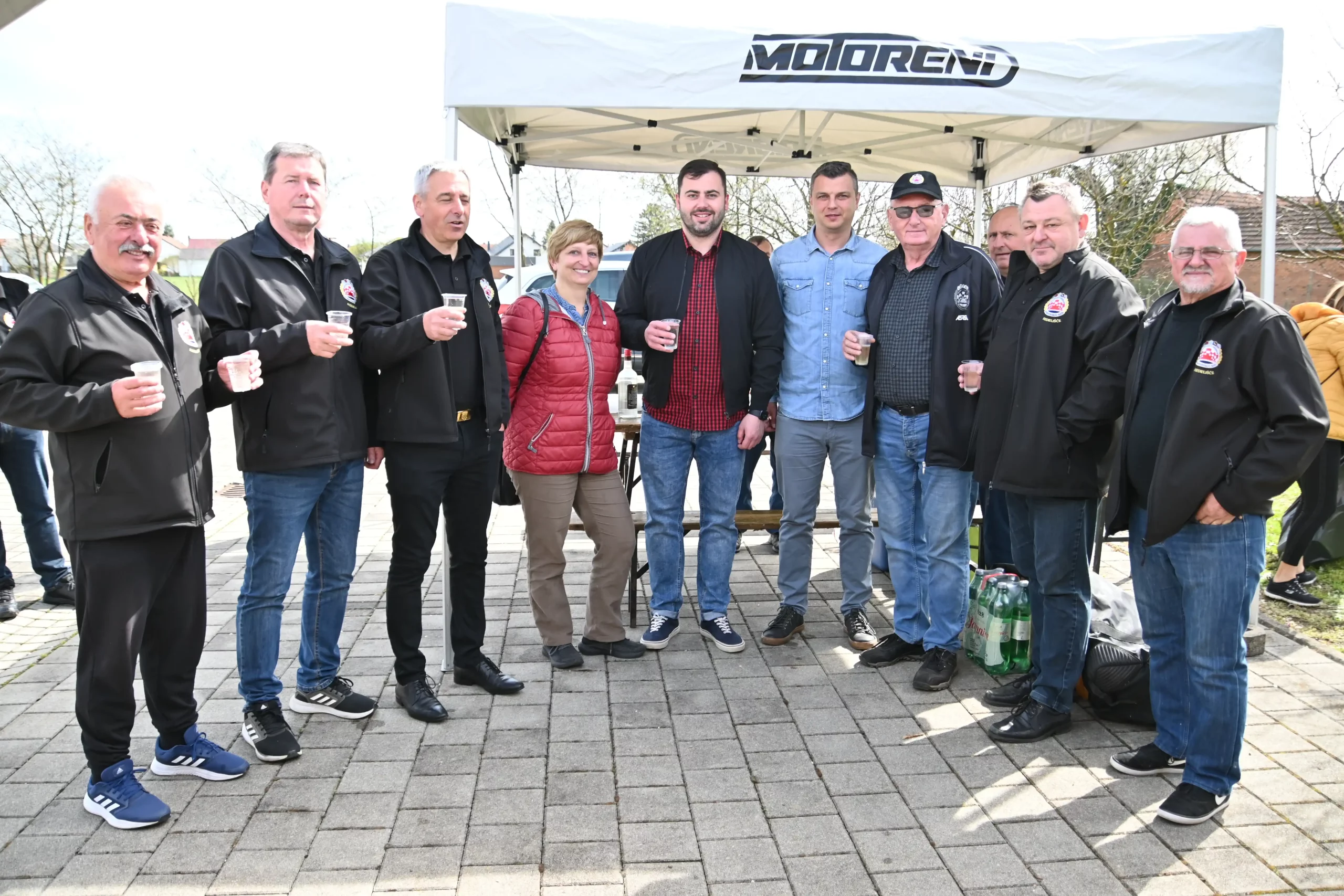 Nedelišće dijeljenje srdela (18) Nedelišće dijeljenje srdela (18)