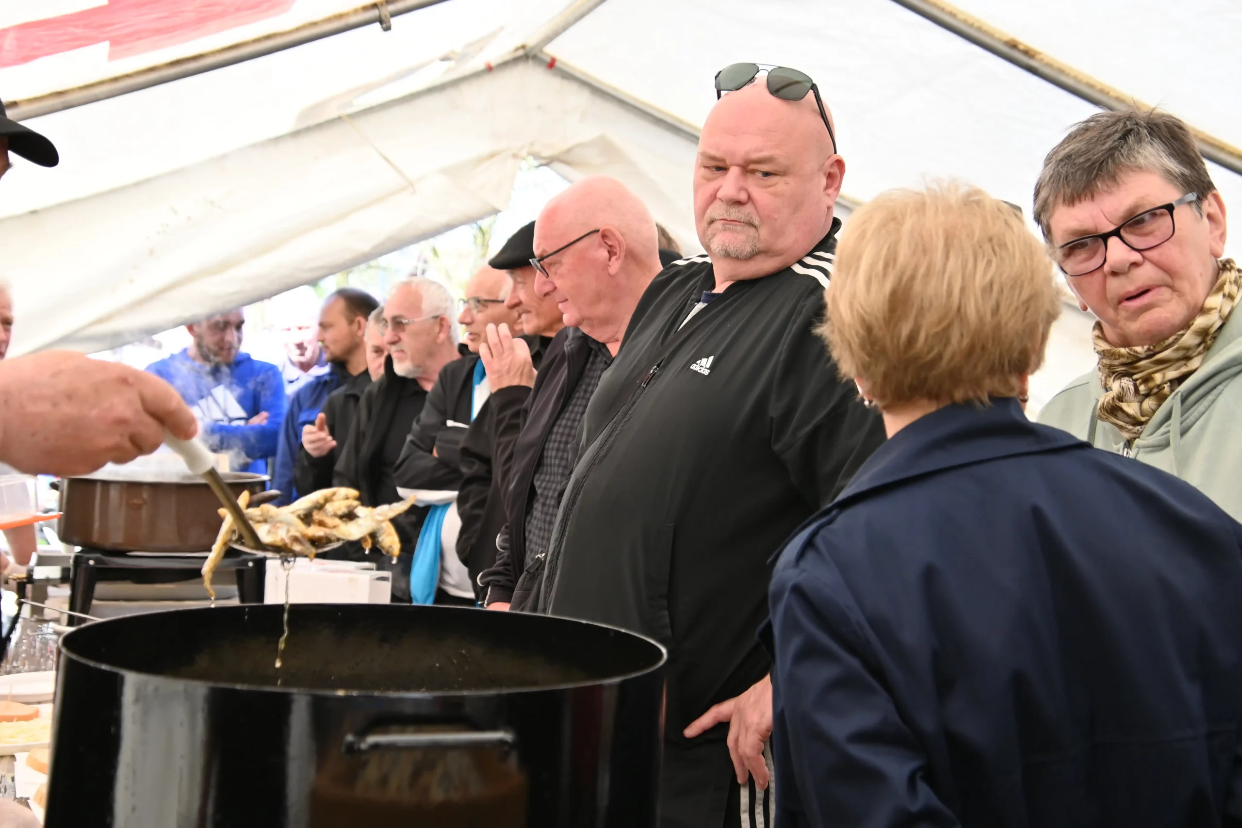 Nedelišće dijeljenje srdela (5) Nedelišće dijeljenje srdela (5)