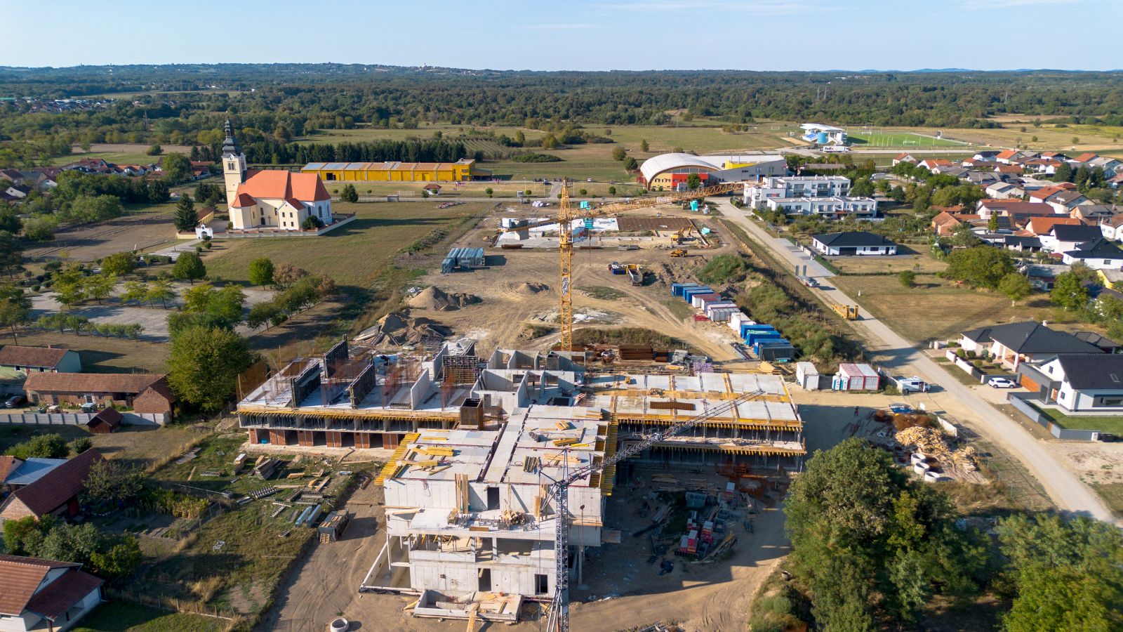 Nedelišće, gradilište, centar za starije, dom kulture, igralište. (6) Nedelišće, gradilište, centar za starije, dom kulture, igralište. (6)