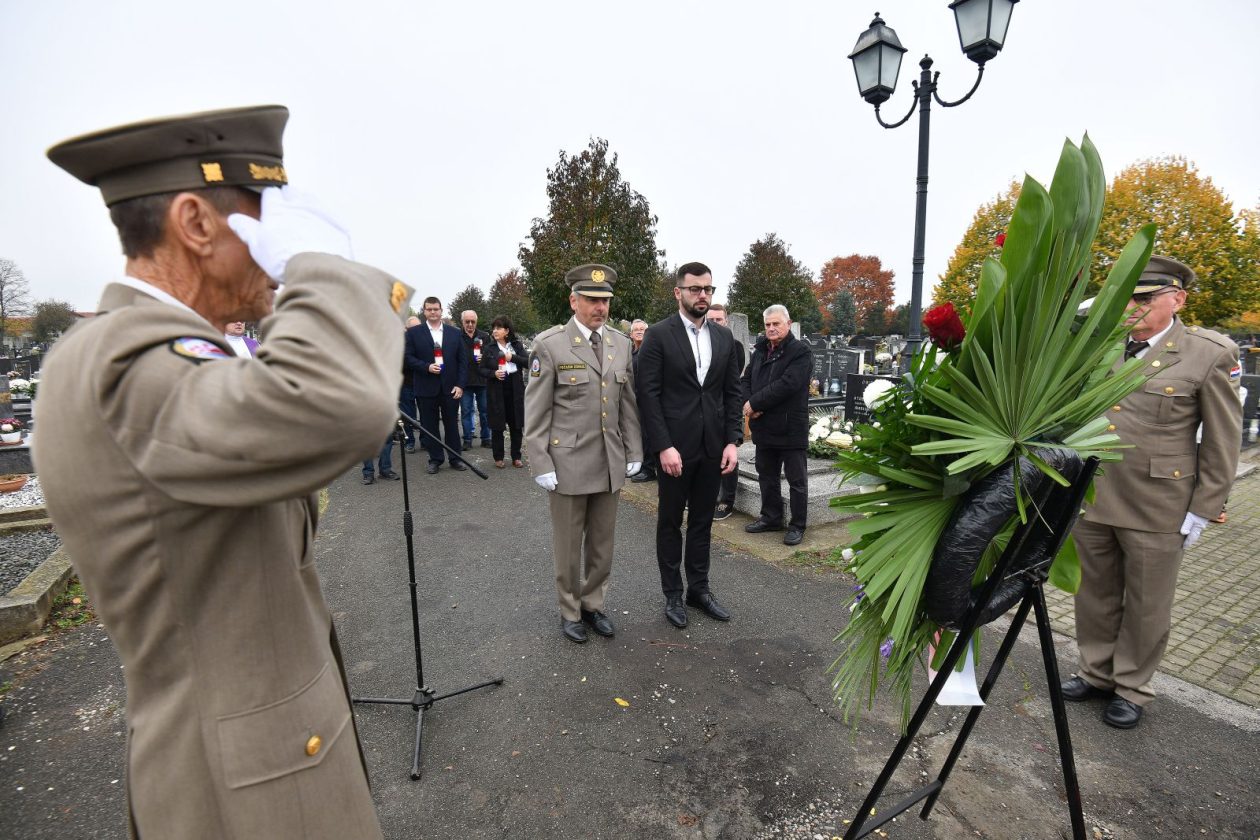 Nedelišće polaganje vijenaca Svi Sveti 3 Nedelišće polaganje vijenaca Svi Sveti 3