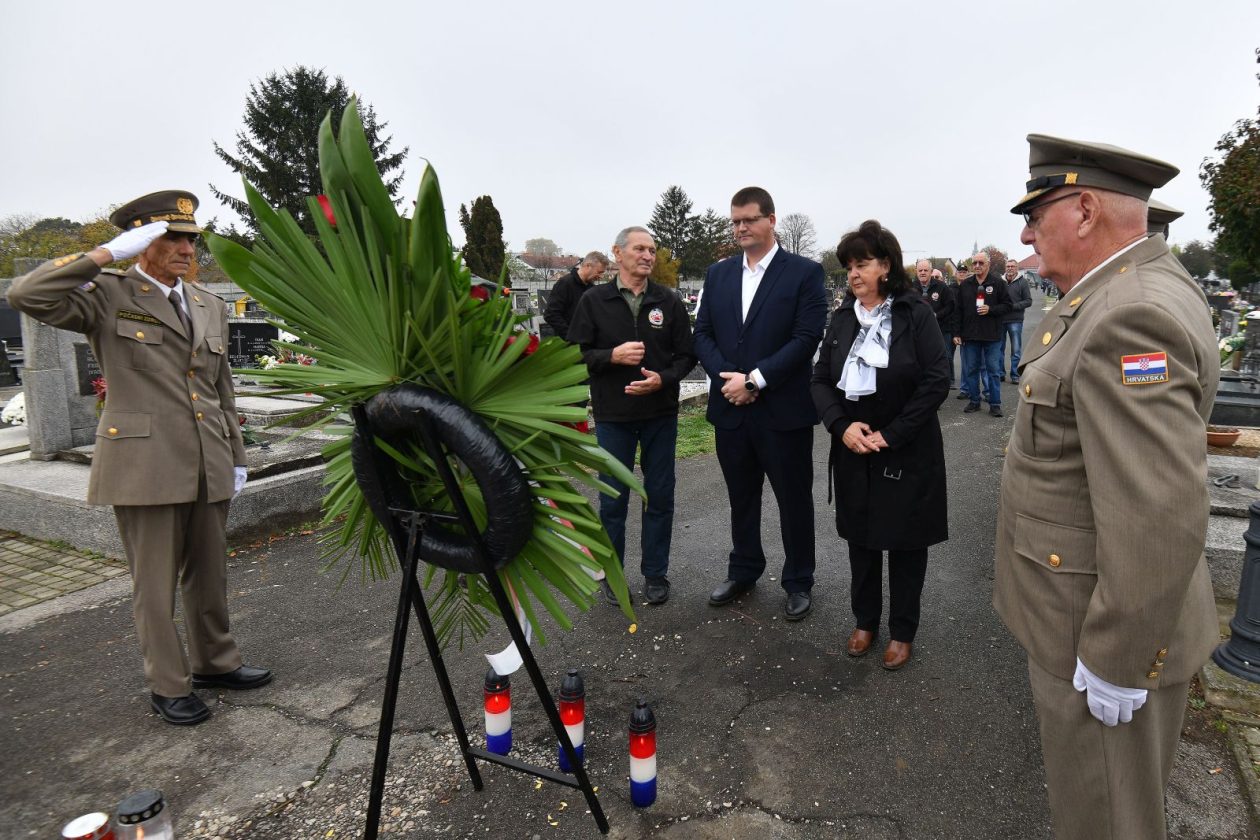 Nedelišće polaganje vijenaca Svi Sveti 4 Nedelišće polaganje vijenaca Svi Sveti 4