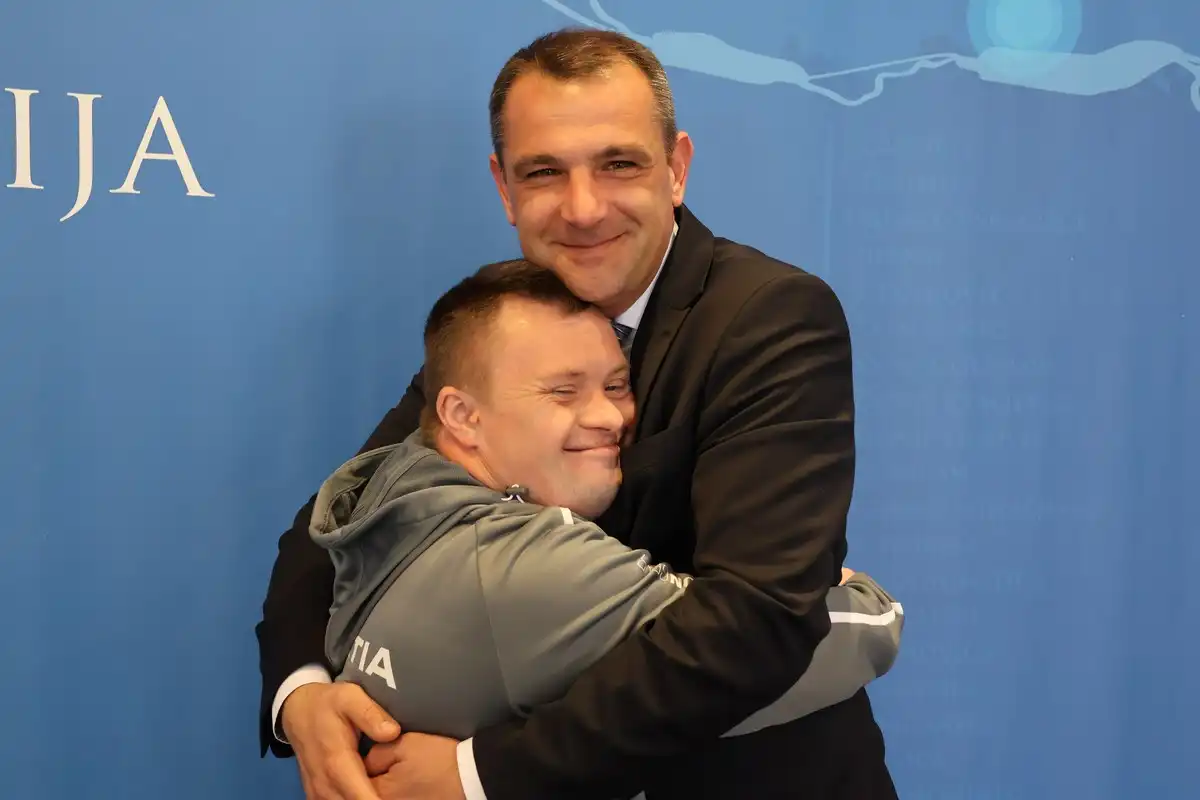 Nenad Vrbanec i Matija Posavec (1) Nenad Vrbanec i Matija Posavec (1)