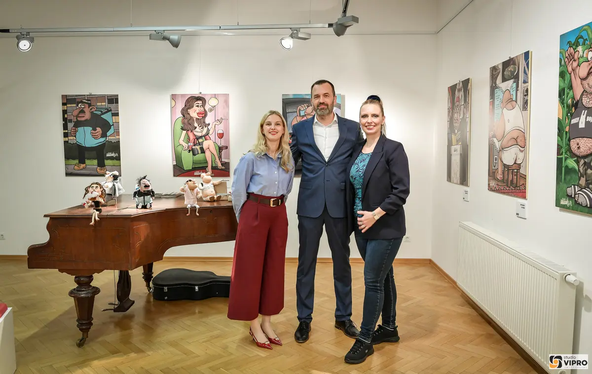 Nik Titanik izložba Nikola Plečko (2)