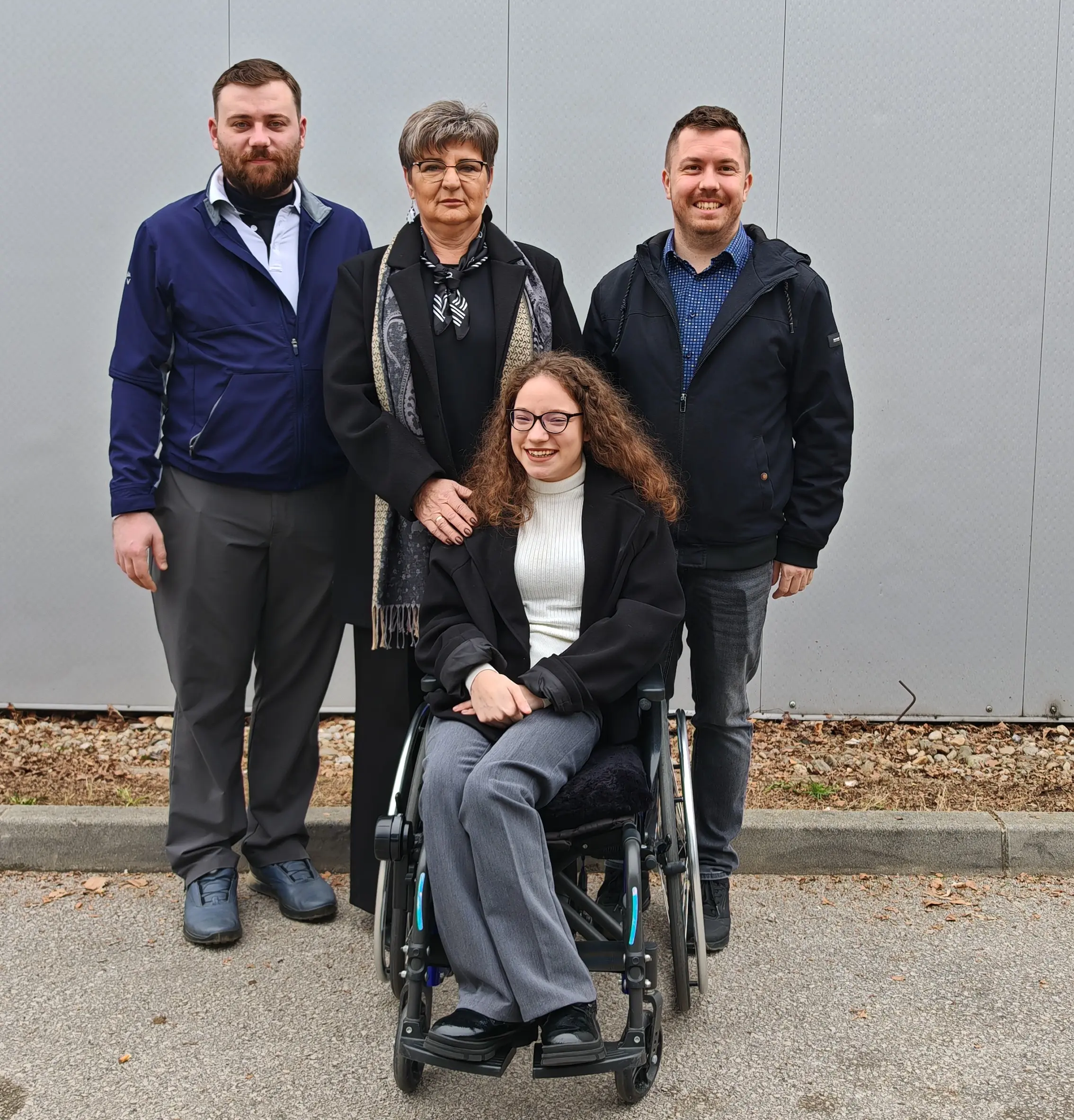 Nika Hren (6) Nika Hren (6)