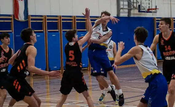 Nikola Hren najbolji strijelac juniorskog sastava Međimurja Nikola Hren najbolji strijelac juniorskog sastava Međimurja