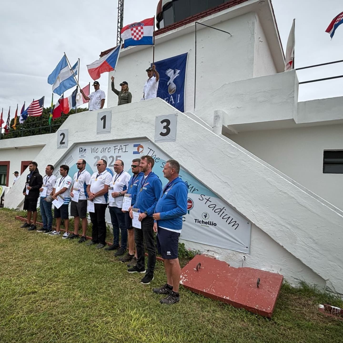 Nikola Lehkec (5) Nikola Lehkec (5)