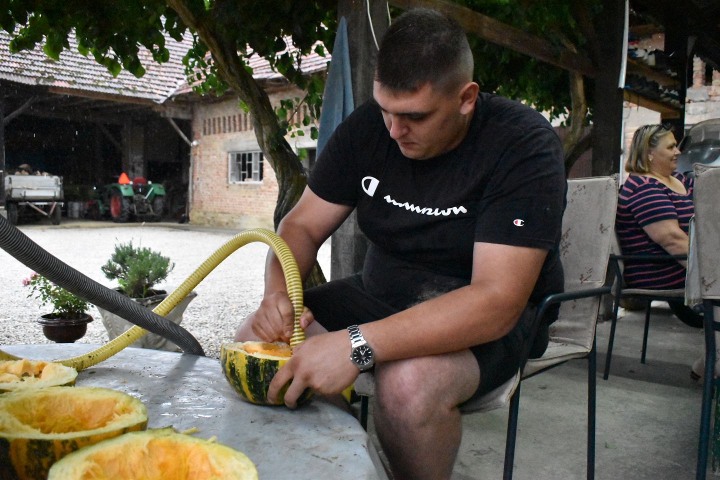 Nikola Lovrec , preseka, izum za tikve (6)