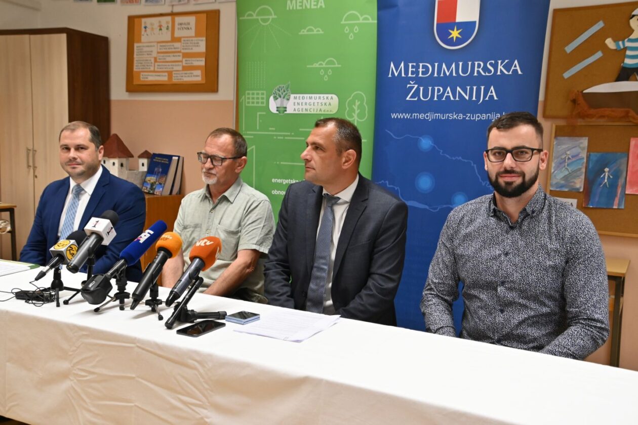 Nikola Novak, Matija Posavec i Ivica Paić
