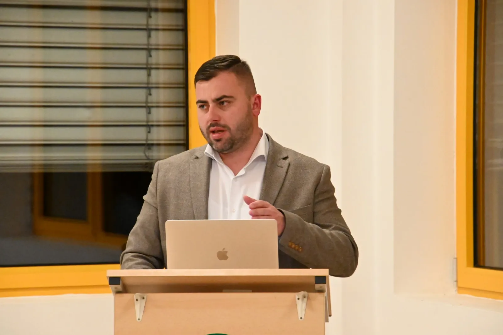 Nikola Novak Nikola Novak