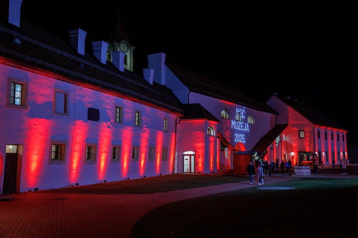 NocMuzeja2025-3090