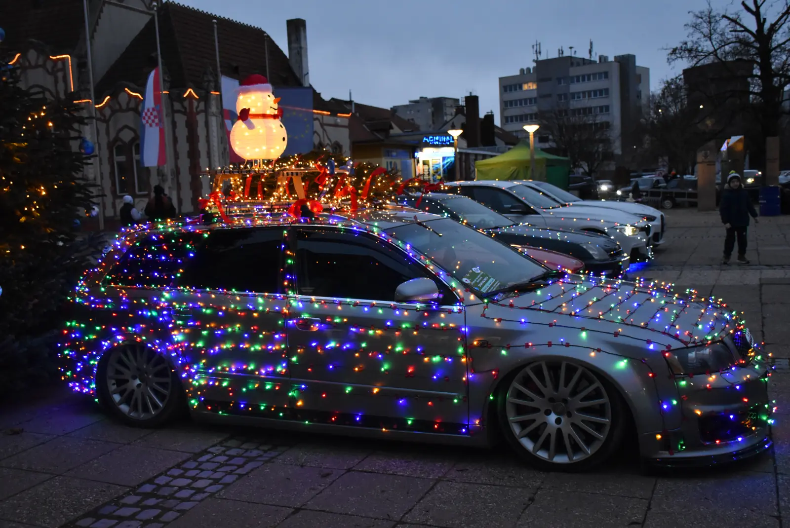 North crew, auti, Bleščeči kutak (1) North crew, auti, Bleščeči kutak (1)