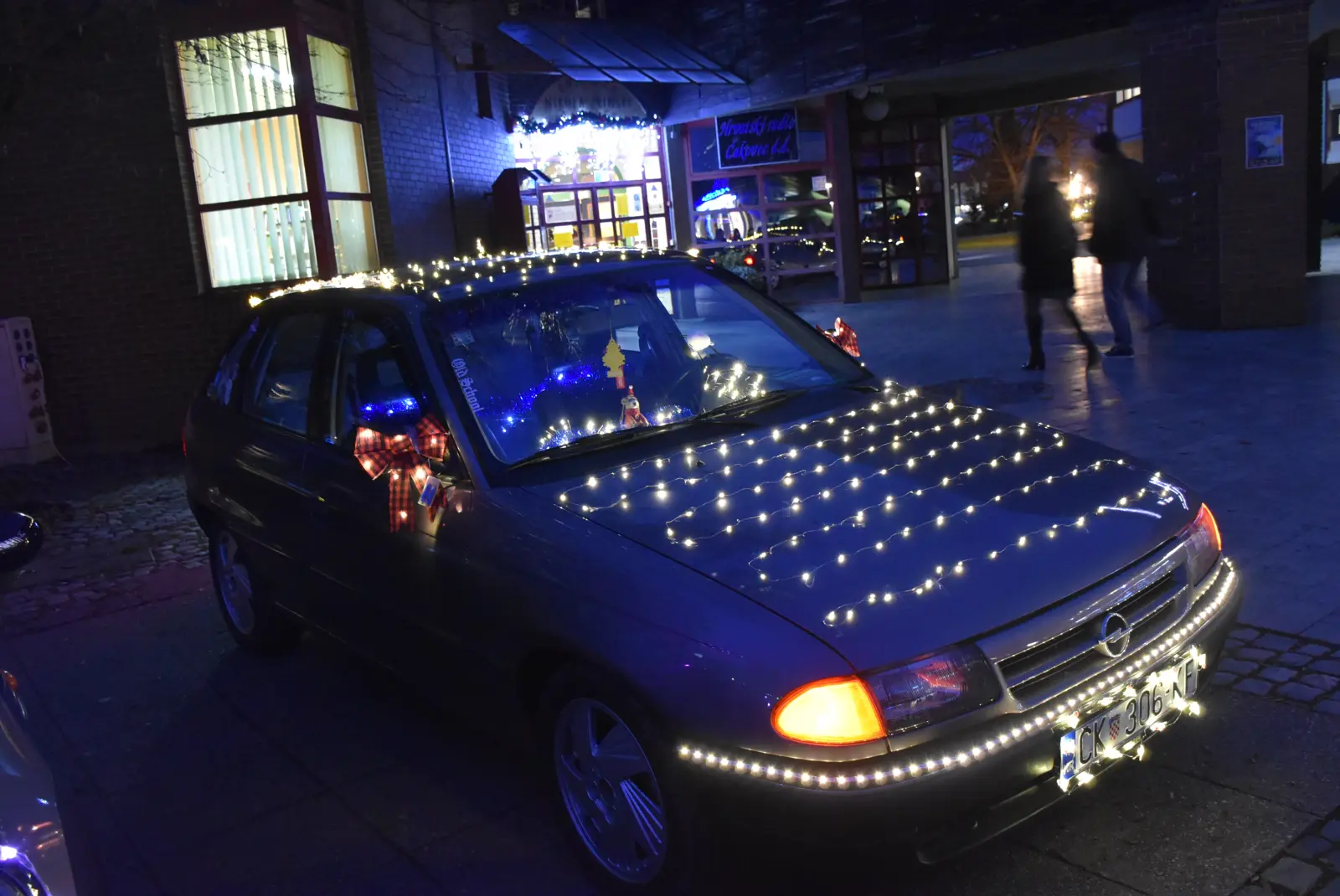 North crew, auti, Bleščeči kutak (10) North crew, auti, Bleščeči kutak (10)