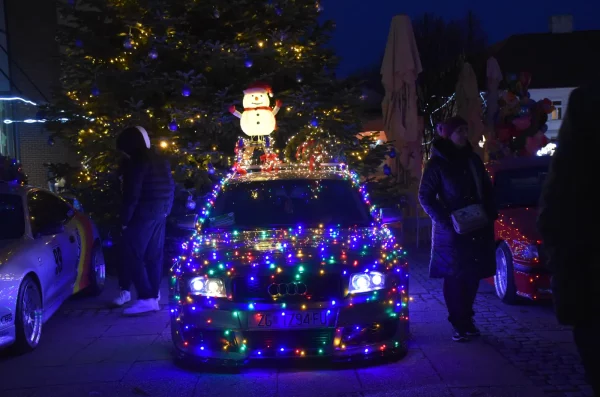 North crew, auti, Bleščeči kutak (15)