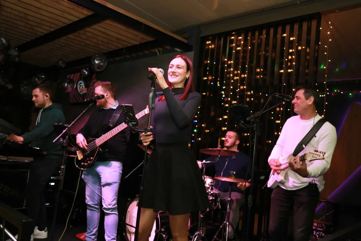 Notturno Band Meta Bar 21-02-2026 (3)