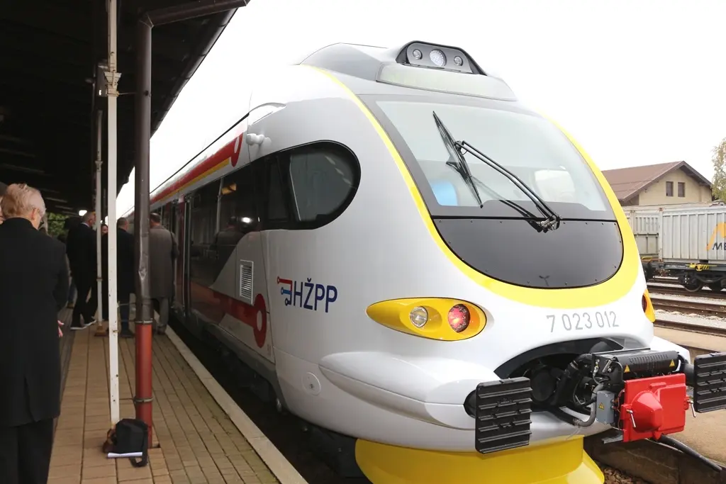 Novi električni vlak Čakovec Varaždin (1)